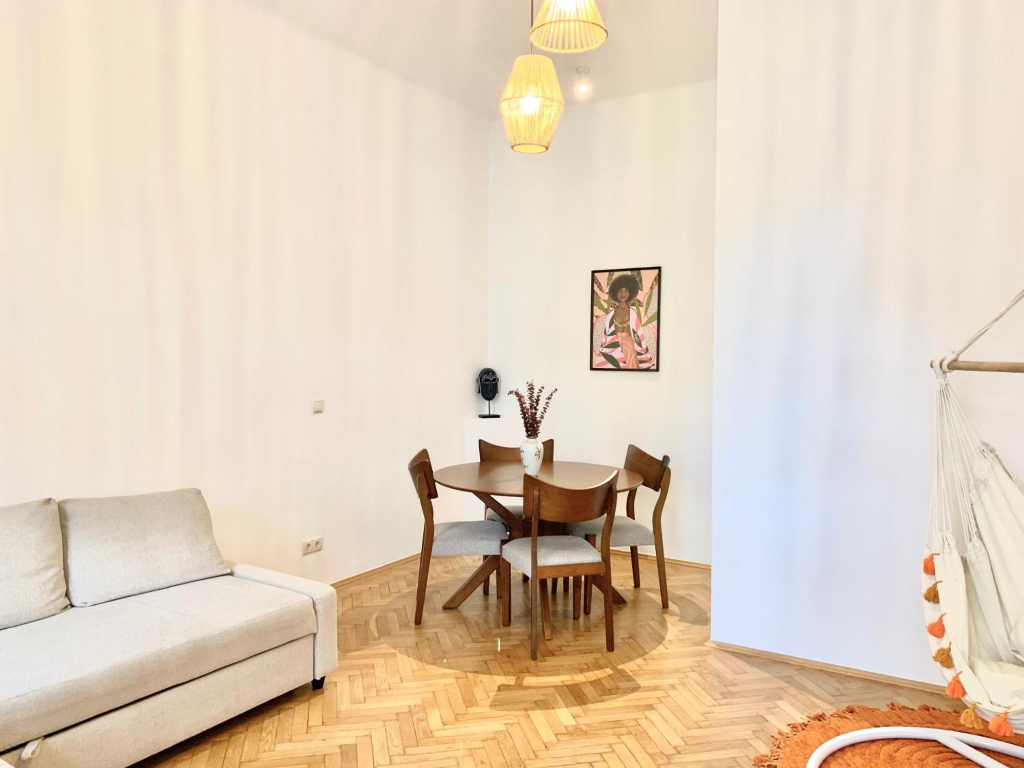 Bamboo City Apartment : A Cozy Family Haven In Vienna'S 9Th District Exterior photo
